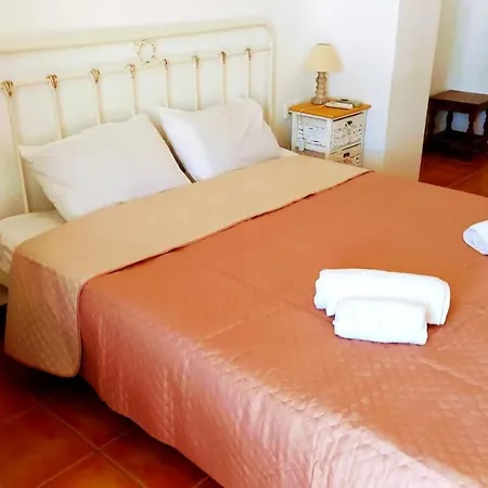 Seaside - Petrousa, Kythnos *