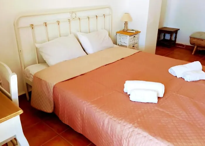 Seaside - Petrousa, Kythnos *